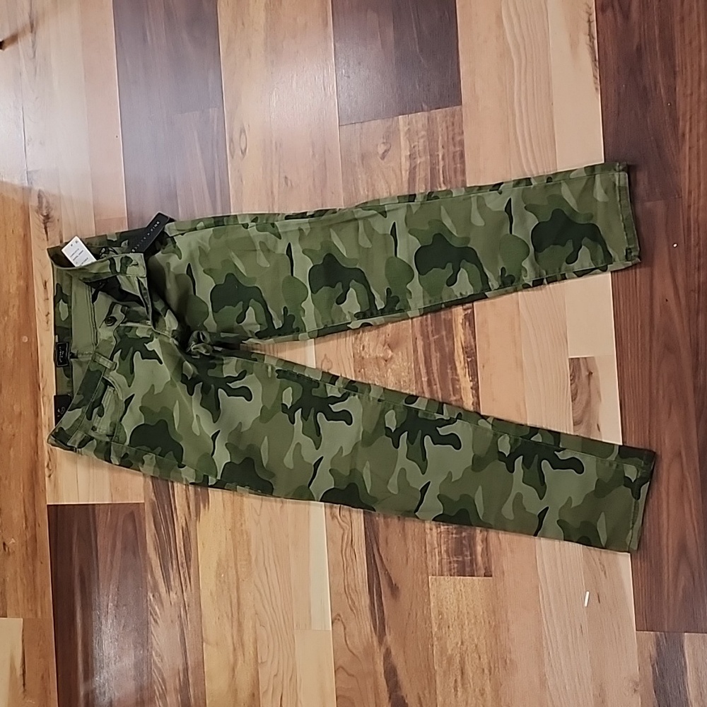 Brand New Army Fatigue pants sz 11/30
